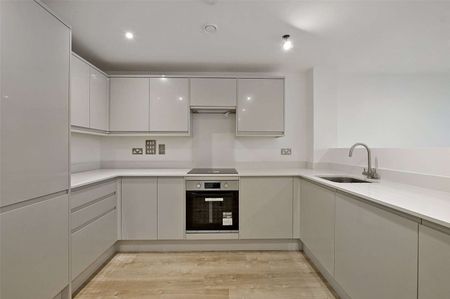 Modern newly built two bed apartment offering light, modern interiors in a sought after location. - Photo 3