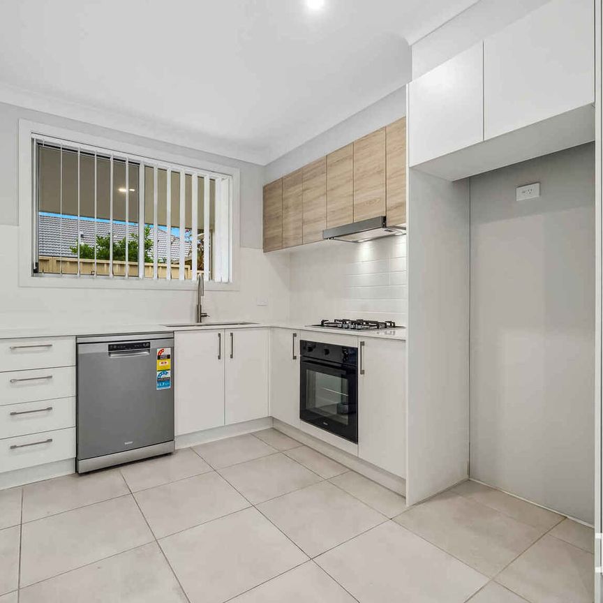 3/26 Canberra Street Oxley Park - Photo 1