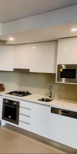 2 bed 2 bath*415 - Photo 3