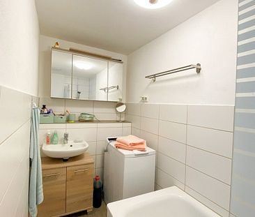 Komplett sanierte 2-Raum-Wohnung mit Einbauküche in Thum!! - Photo 6