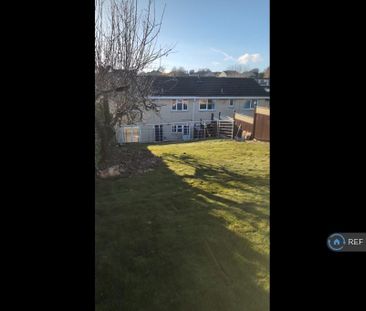 4 bedroom terraced house to rent - Photo 5