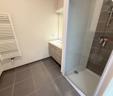 Location Appartement 2 pièces 41m² - Photo 4