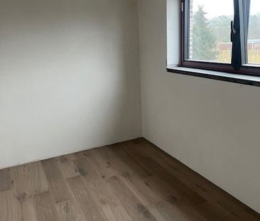 Prachtige energiezuinige nieuwbouwwoning met 3 slk op +/- 4a35ca gr... - Foto 6