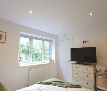 2 Bedroom Home – Professional Let - Photo 6