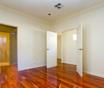 11 McEwin Street, Renown Park. - Photo 5