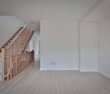 For Lease - 36 Sissons Way, Markham, Ontario - Photo 4