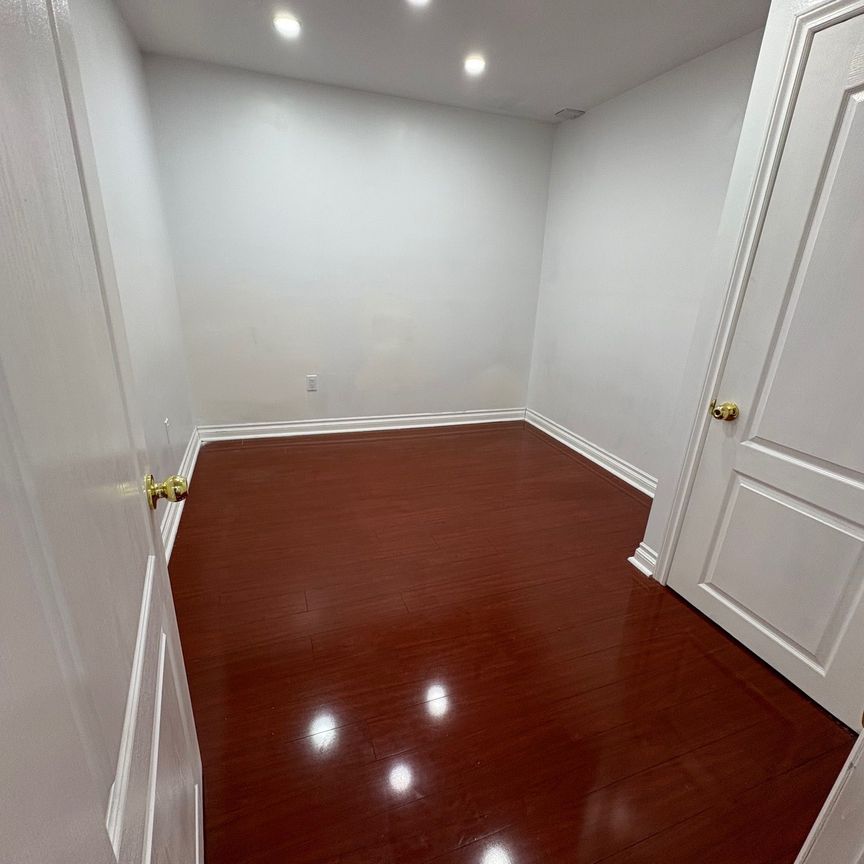 For Lease - 95 Professor Day Drive Unit# Basement, Bradford West Gwillimbury, Ontario - Photo 1