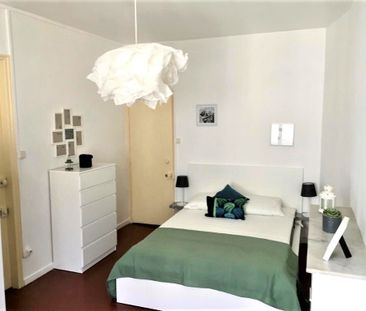 Location Appartement 3 pièces 68m² TOULON 83000 - Photo 4