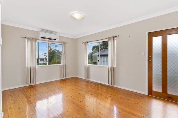 37A Drummond Street - Photo 1