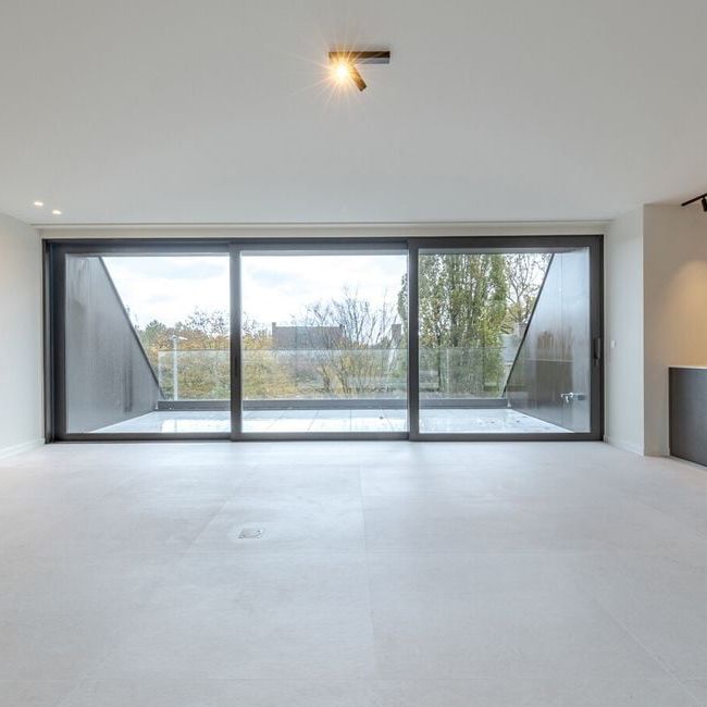 Appartement te huur in Belsele voor € 2.450 met 3 slaapkamers - Foto 1