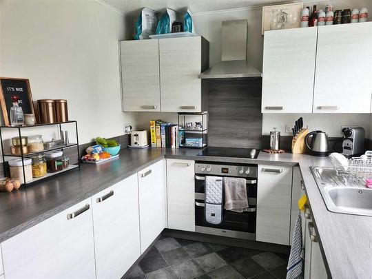 2 bedroom house to rent - Photo 1