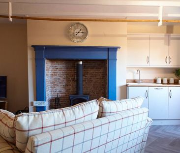 Brook House Farm. - Photo 1