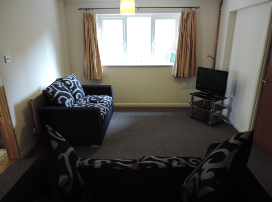 Ulcombe Gardens 35 Room 1 - Photo 1