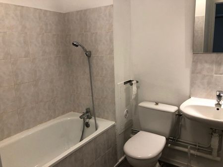 Location Appartement 1 pièce 32m² NANTES 44000 - Photo 5