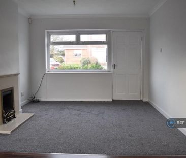 3 bedroom end of terrace house to rent - Photo 1