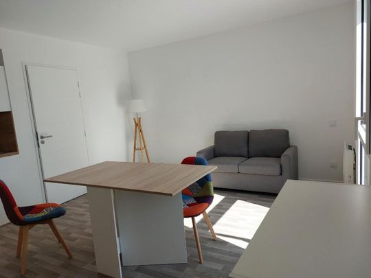 Appartement T1 à louer La Roche Sur Yon - 26 m² - Photo 1