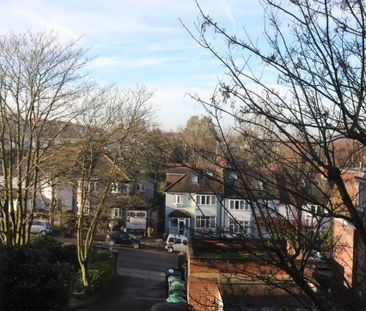 2 bedroom flat to rent - Photo 6