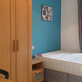 6 Bed - Monson Street â€“ 6 Bed - Photo 1