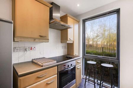 Lanacre Avenue, London, NW9 - Photo 5