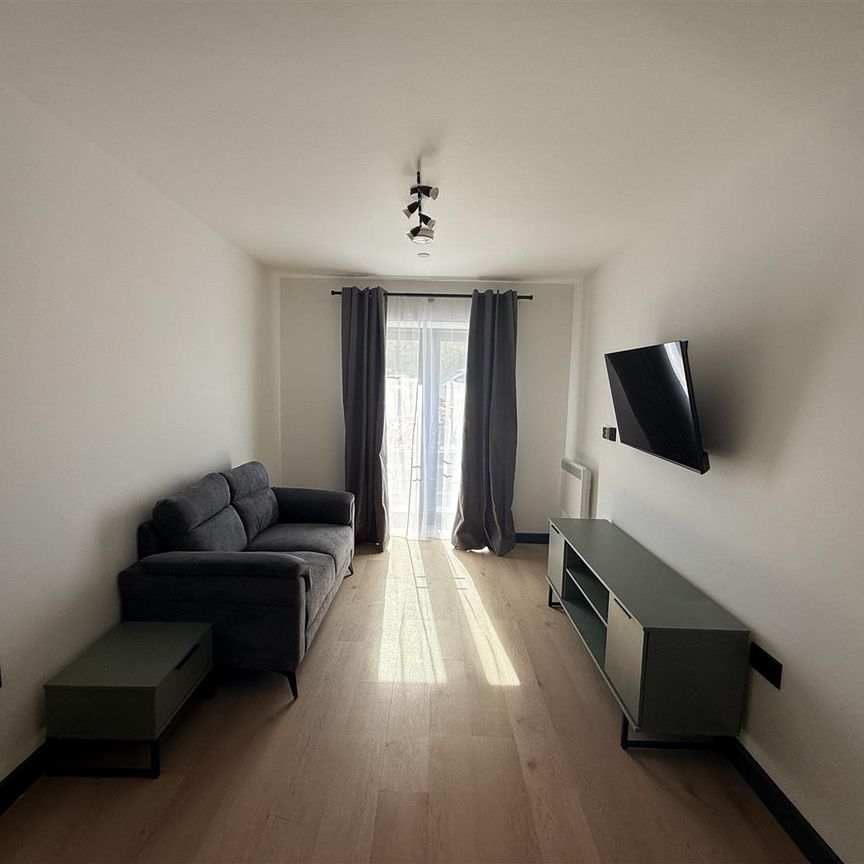 Apartment 9, Pollecoff House 290-294 High Street - Photo 1
