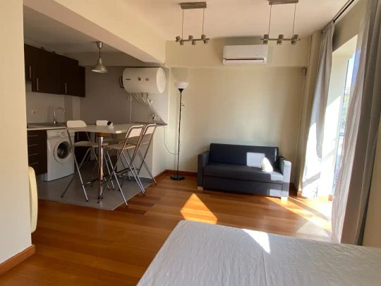 Estudio de alquiler en Calle de Martínez, Berruguete - Photo 1