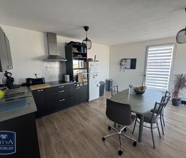 Location Appartement 3 pièces 63m² LILLE 59000 - Photo 4