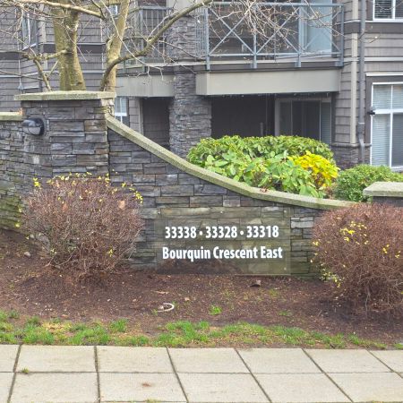 1 Bedroom Unit in Nature’s Gate - Photo 3