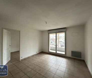 Location Appartement 2 pièces 34m² BRIVE LA GAILLARDE 19100 - Photo 2