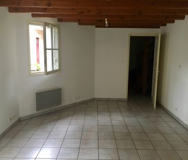 Location Appartement 3 pièces 52m² LIGUGE 86240 - Photo 2