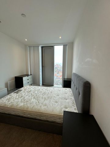 2 Bed Flat, Elizabeth Tower At Crown Street, M15 - Photo 3