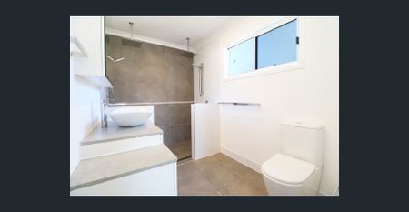 Beachside Bliss - Only Moments From The Sand! - Photo 3