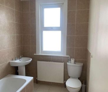 Canterbury Street, Gillingham, ME7 - Photo 4