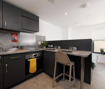 Studio to rent - Photo 5