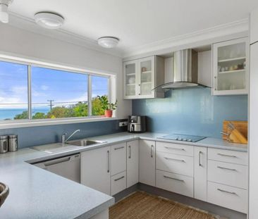 Beachside Family Living with Stunning Sea ... - Photo 3