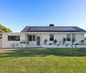 Fully furnished - close to city & airport - Photo 6