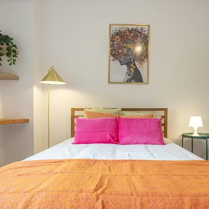 Carrer de Còrsega, Barcelona, Catalonia 08037 - Photo 1