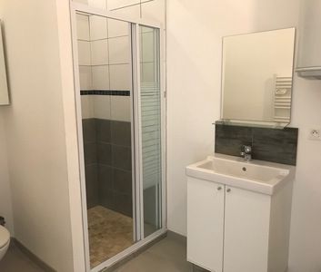 Location Appartement 1 pièce 52m² PUGET VILLE 83390 - Photo 5