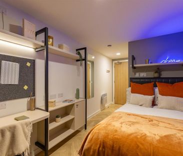 1 bedroom in a flat share to rent - Photo 2
