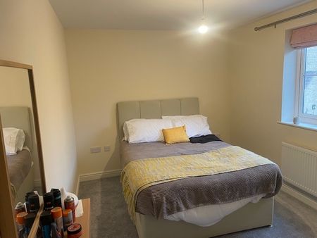 Nuthatch Road, Calne - Photo 5