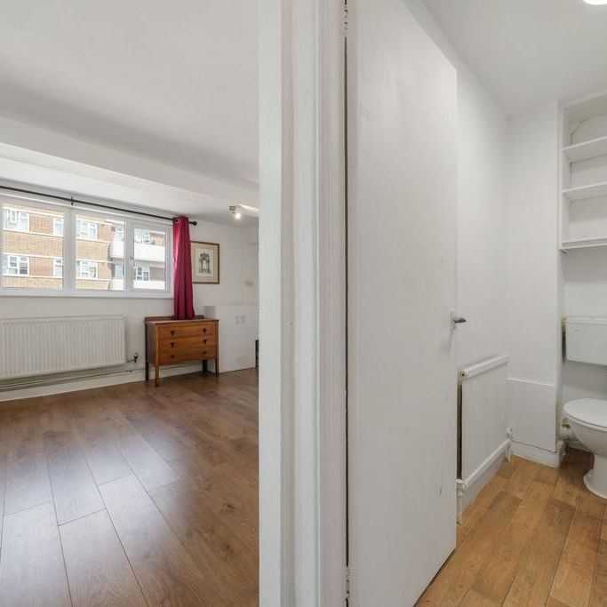 1 bedroom flat to rent - Photo 1