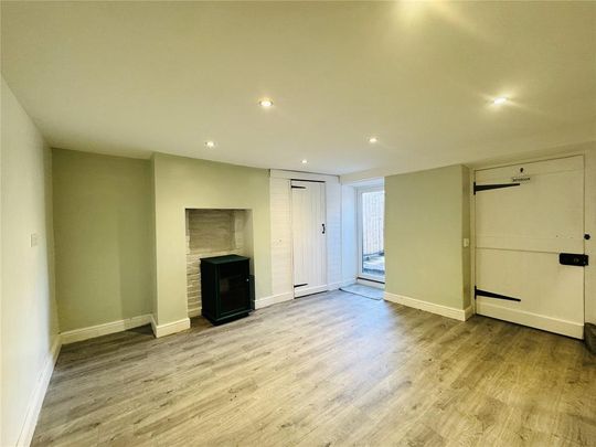 2 bedroom terraced house to rent - Photo 1