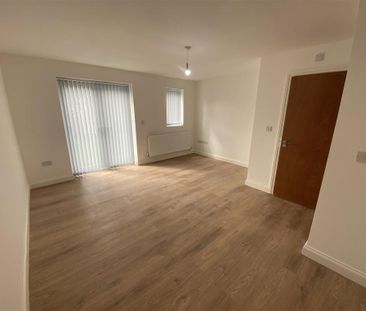 3 bedroom house to rent - Photo 2