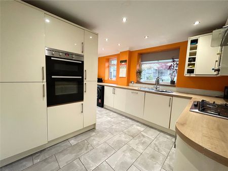 Tippet Close, 1, Blackburn, BB2 3WX, Lancashire - Photo 2