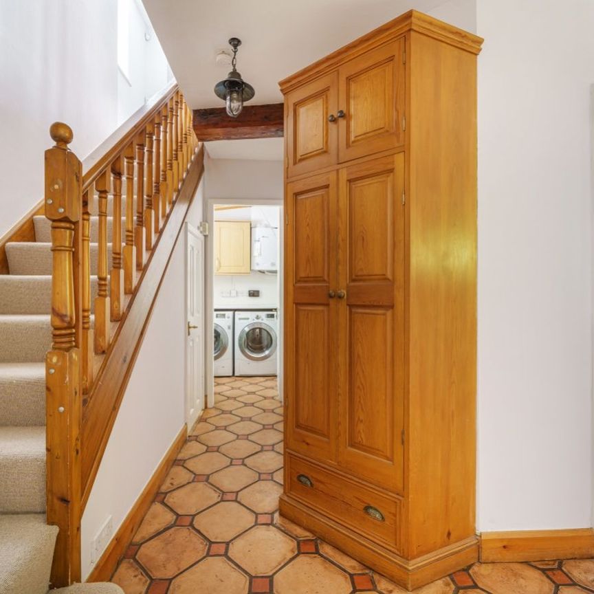 3 Bedroom - Photo 1