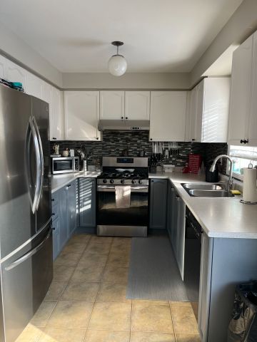 For Lease - 134 Williamson Drive, Brampton, Ontario - Photo 2