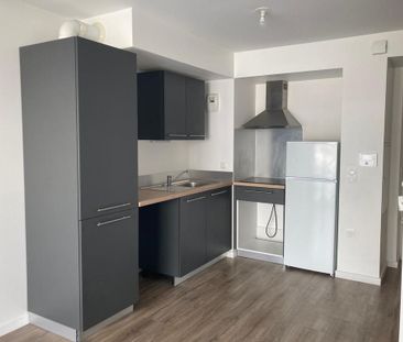 Location Appartement 2 pièces 39m² FLEURY SUR ORNE 14123 - Photo 2