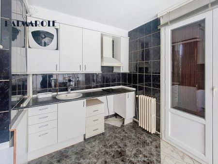 LOCATION APPARTEMENT T2 + CAVE • PERPIGNAN - Photo 2