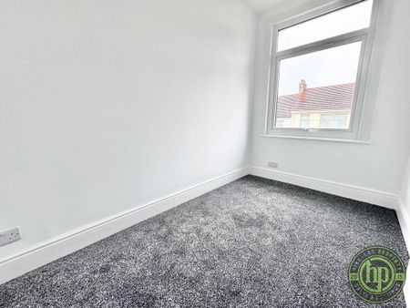 3 bedroom terraced house to rent - Photo 3