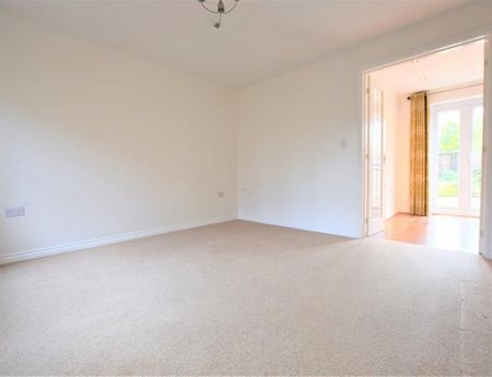 3 Bedroom Mews To Let - Photo 3