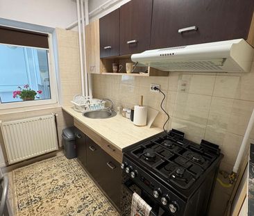 1 cam 33 mp zona garii et2/8 mob si utilat complet totul nou 380 euro - Fotografie 6